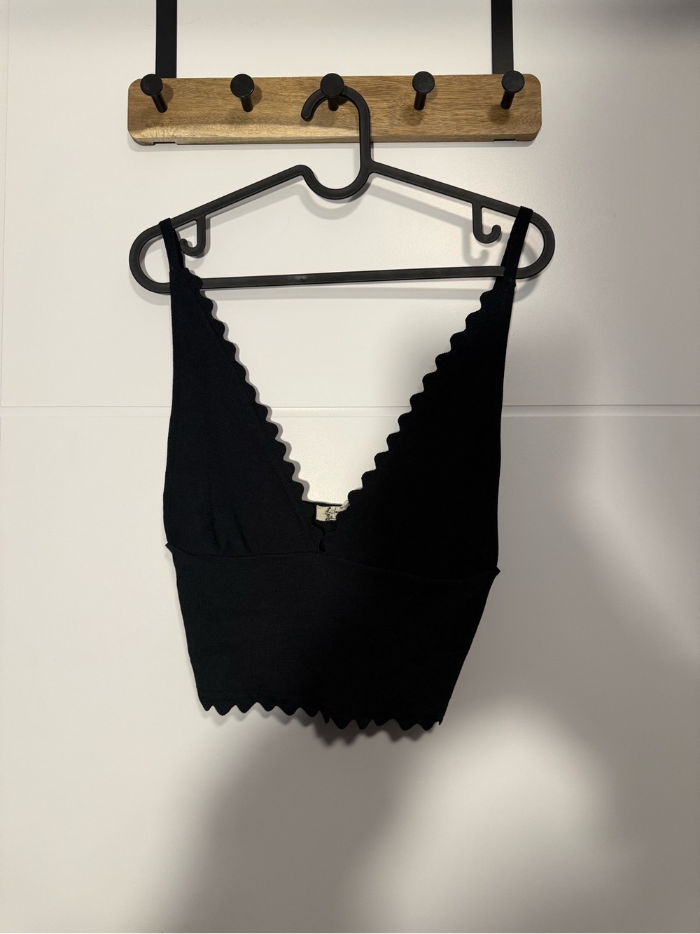 Free People Scalloped V-Neck Black Crop Tank Top